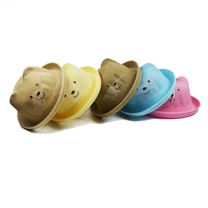 猫耳の子供のくまの子供の夏の帽子の韓国語版