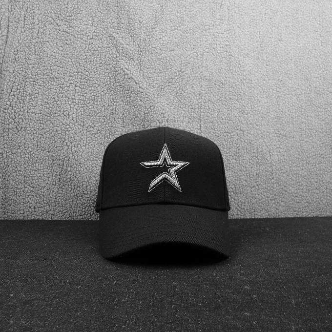 ウールの野球帽の中国の製造者6のパネルは野球帽の黒を刺繍しました