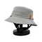 一般的な軽量の波のバケツの帽子Chinは船遊びの観光事業釣のための広い縁を紐で縛る