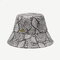 金の金属のロゴの男女兼用の58cm灰色PUの革バケツの帽子