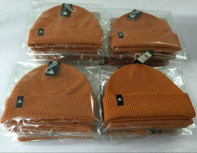 58cmの耳を搭載する毛皮によって並べられる飛行士の帽子の男女のわな猟師の爆撃機の雪の帽子は屋外のスキーUshankaをはためかす 7