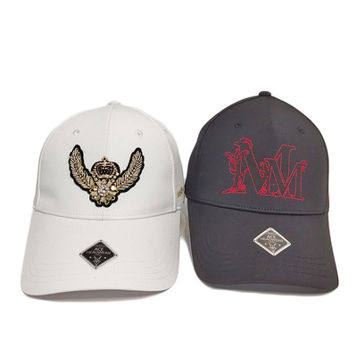 敏感な技術の野球のスポーツの帽子100%の綿によってカスタマイズされる装飾的なパッチ6のパネルのロゴ