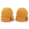 革パッチのニットの帽子の帽子は暖かい帽子の帽子の黄色の帽子の帽子をカスタム設計します